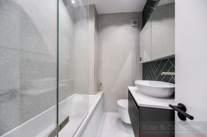 Savernake Road South End Green